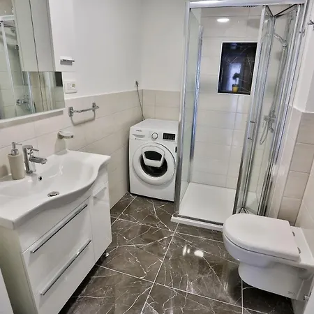 Apartmán Impeccable 3-Bed Apartment In Split